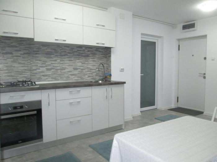 Apartament Sarra Targoviste Luaran gambar